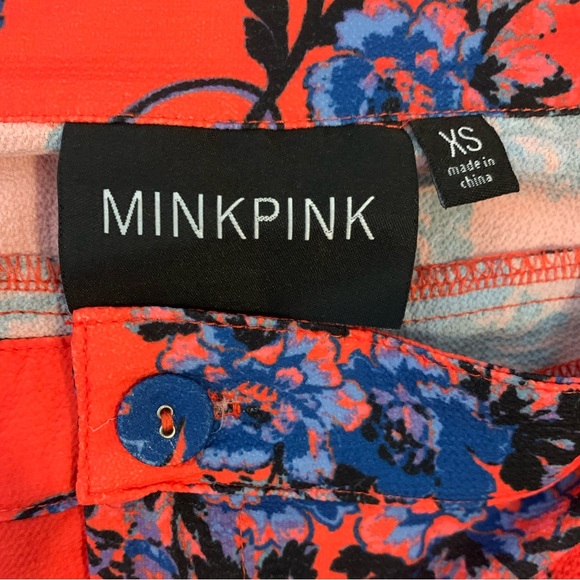 Minkpink high waisted shorts - Picture 3 of 3